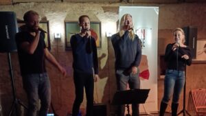 Die Musiker von Behle und tONtAUBE im Bansen des Eulensteinschen Hofs